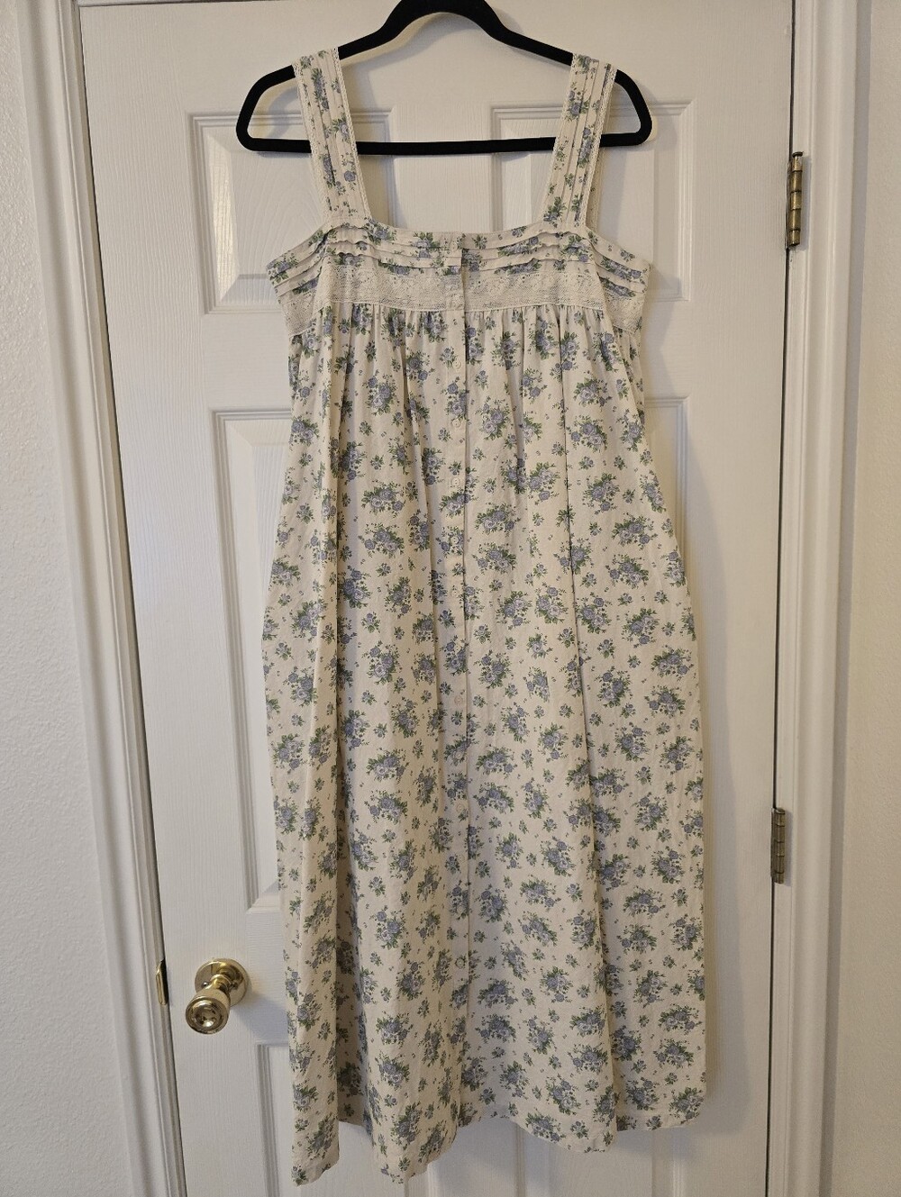 Neuflora Wilmington Dress Size Large